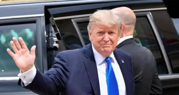 实盘配资炒股最新 GDP衰退的背后，特朗普的关税战策略是否已成笑话？